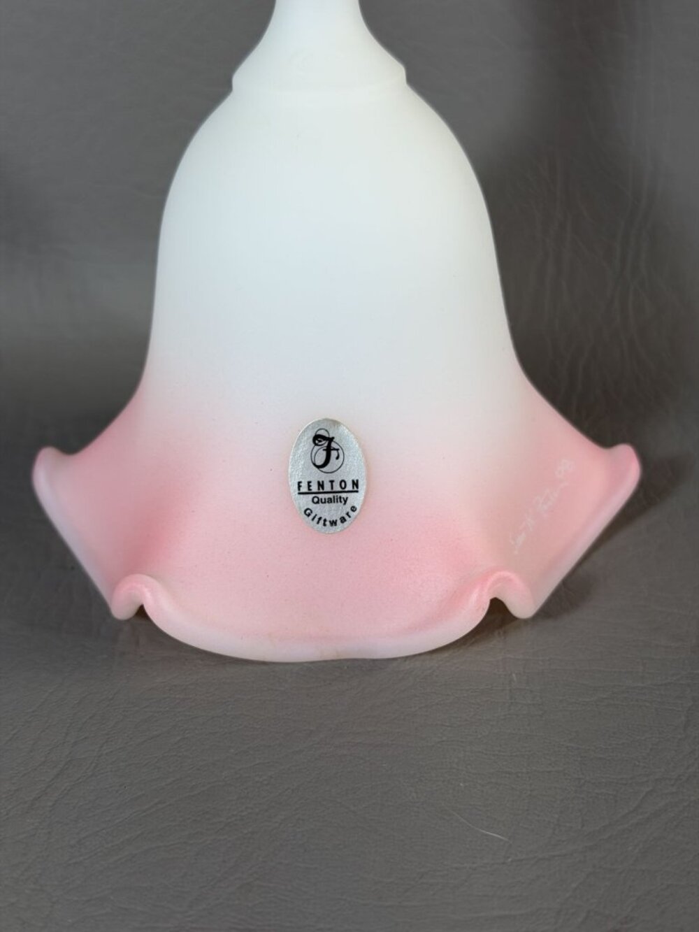 Vintage Fenton Art Glass Bell Hand-Painted Floral Signed M. Kibbe Satin Pink - Picture 8 of 16
